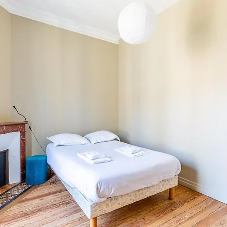 Apartment Beautiful In With Garden *