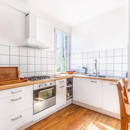 Apartment Beautiful In With Garden