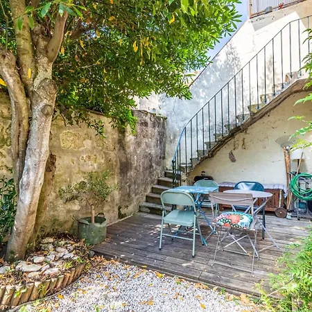 Beautiful In With Garden